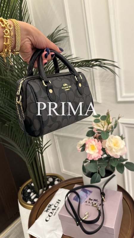 حقيبة روان ساتشيل من كوتش .حقيبة ميني كوروس بودي حقيبة ترند وكواليتي عالي مختومة مع علبة هدايا قاعدة 19*13 سم